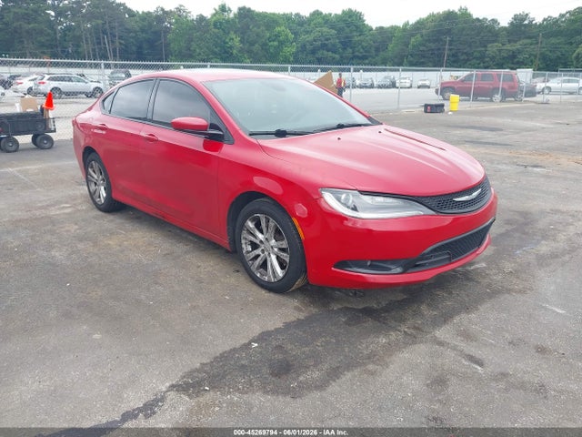 Salvage Chrysler 200 Image
