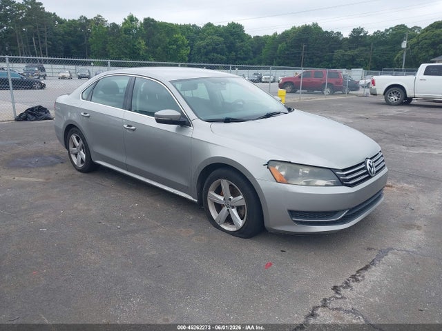 Salvage Volkswagen Passat Image