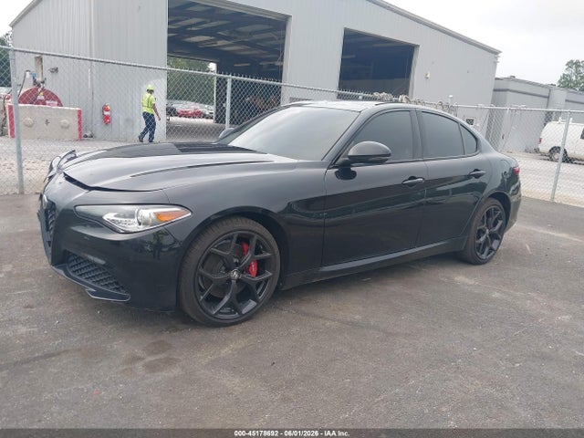Alfa Romeo Giulia Ti Rwd