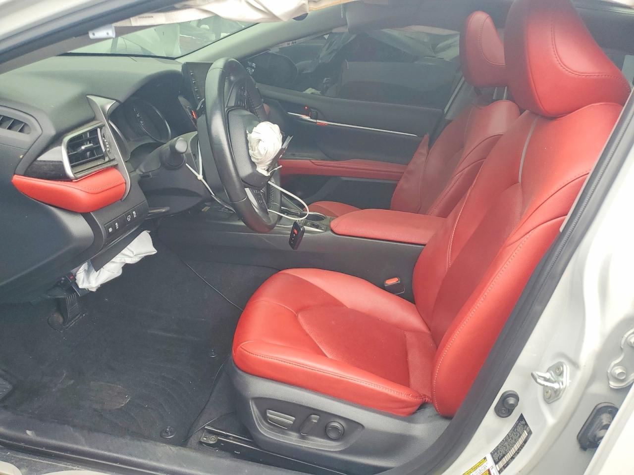 Toyota Camry Xse