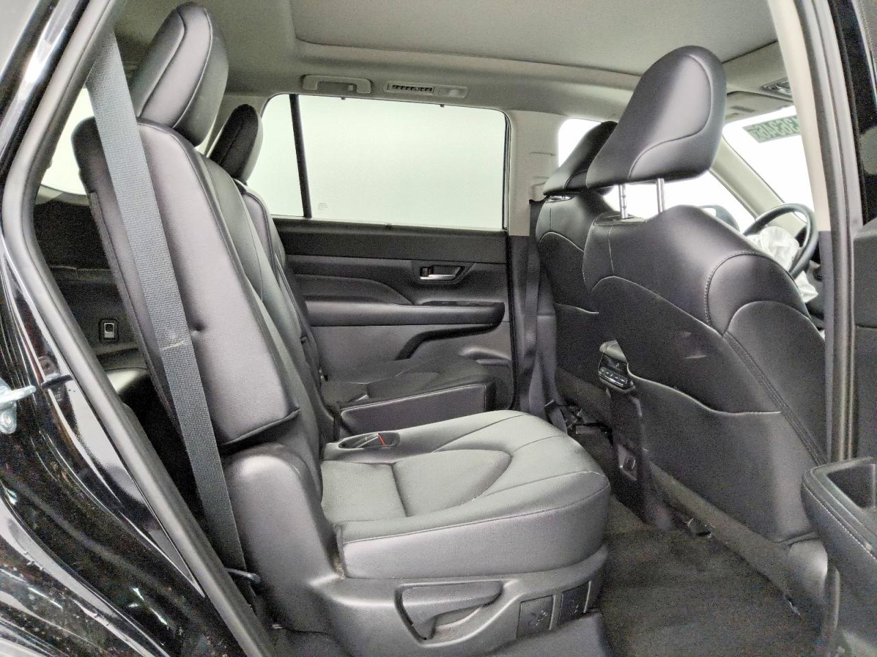 Toyota Grand High Xle