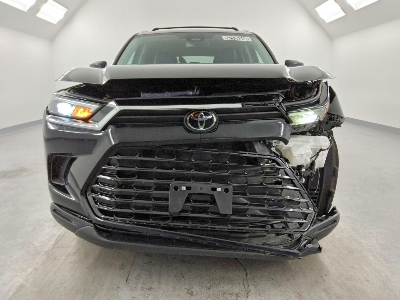 Toyota Grand High Xle