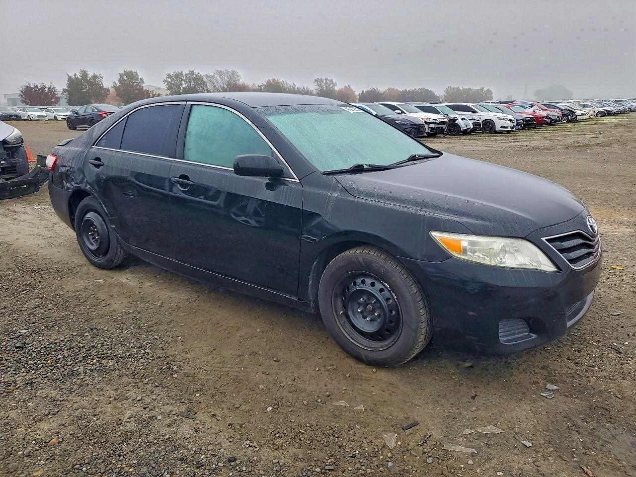 Salvage Toyota Camry Image