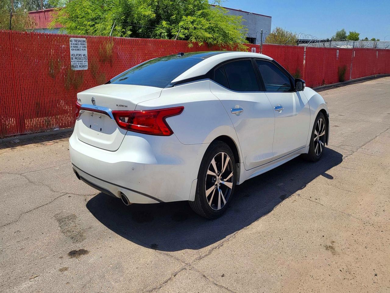 Nissan Maxima Platinum
