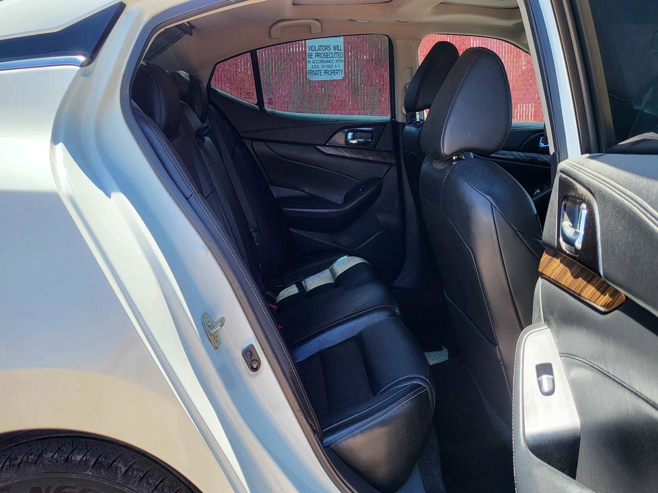 Nissan Maxima Platinum