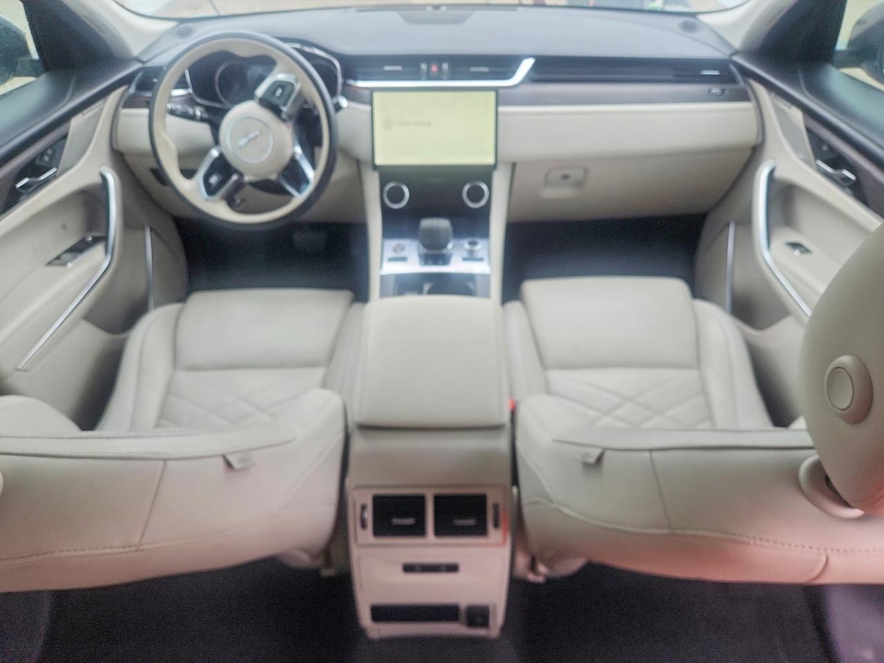 Jaguar F-PACE S
