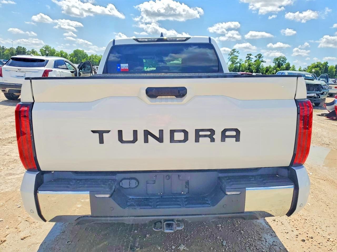 Toyota Tundra Sr5
