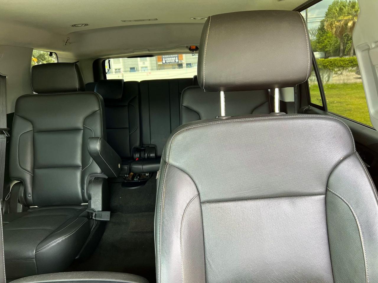 Chevrolet Tahoe C1500 Premier