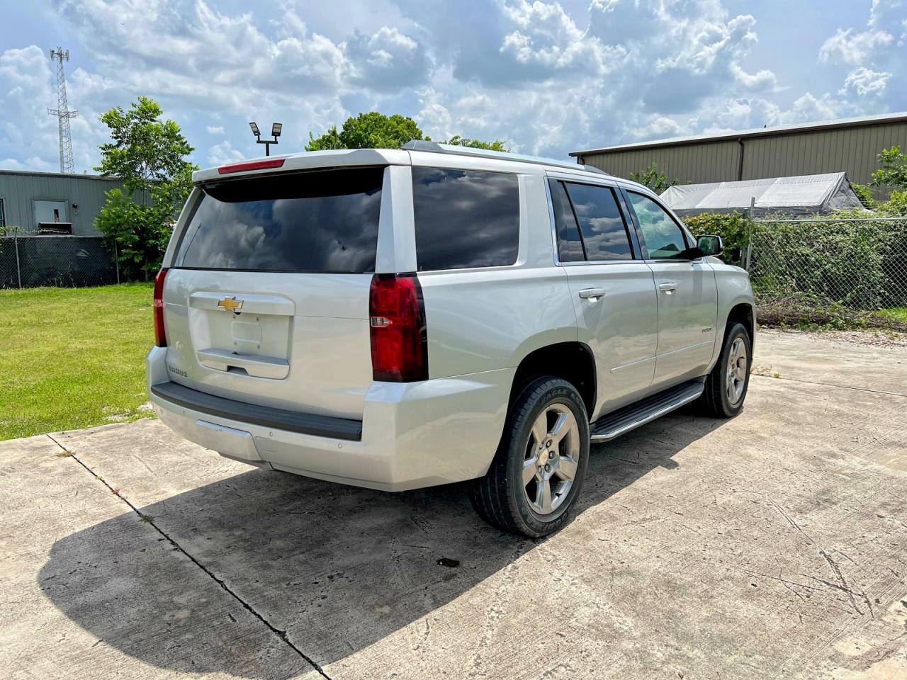 Chevrolet Tahoe C1500 Premier