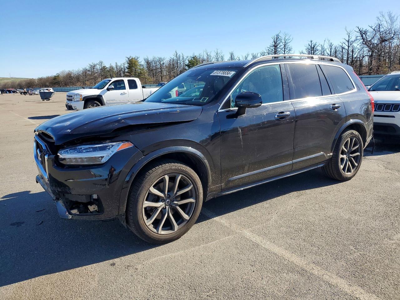 Salvage Volvo XC90 Image
