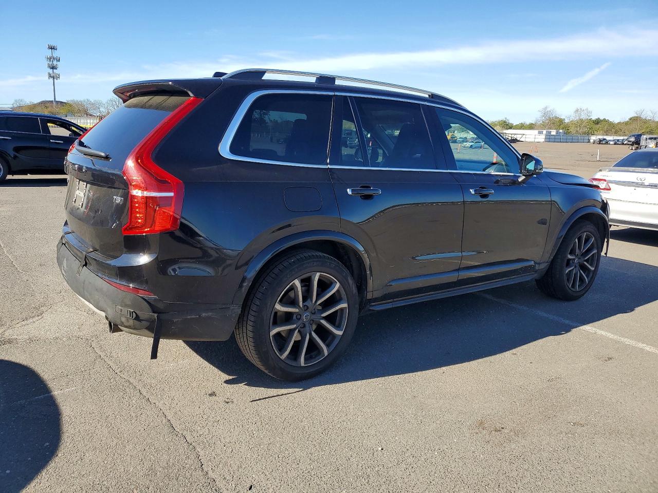 Volvo XC90 T5 Momentum
