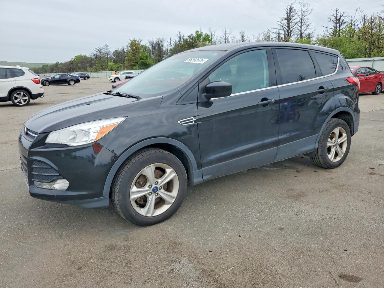 Salvage Ford Escape Image