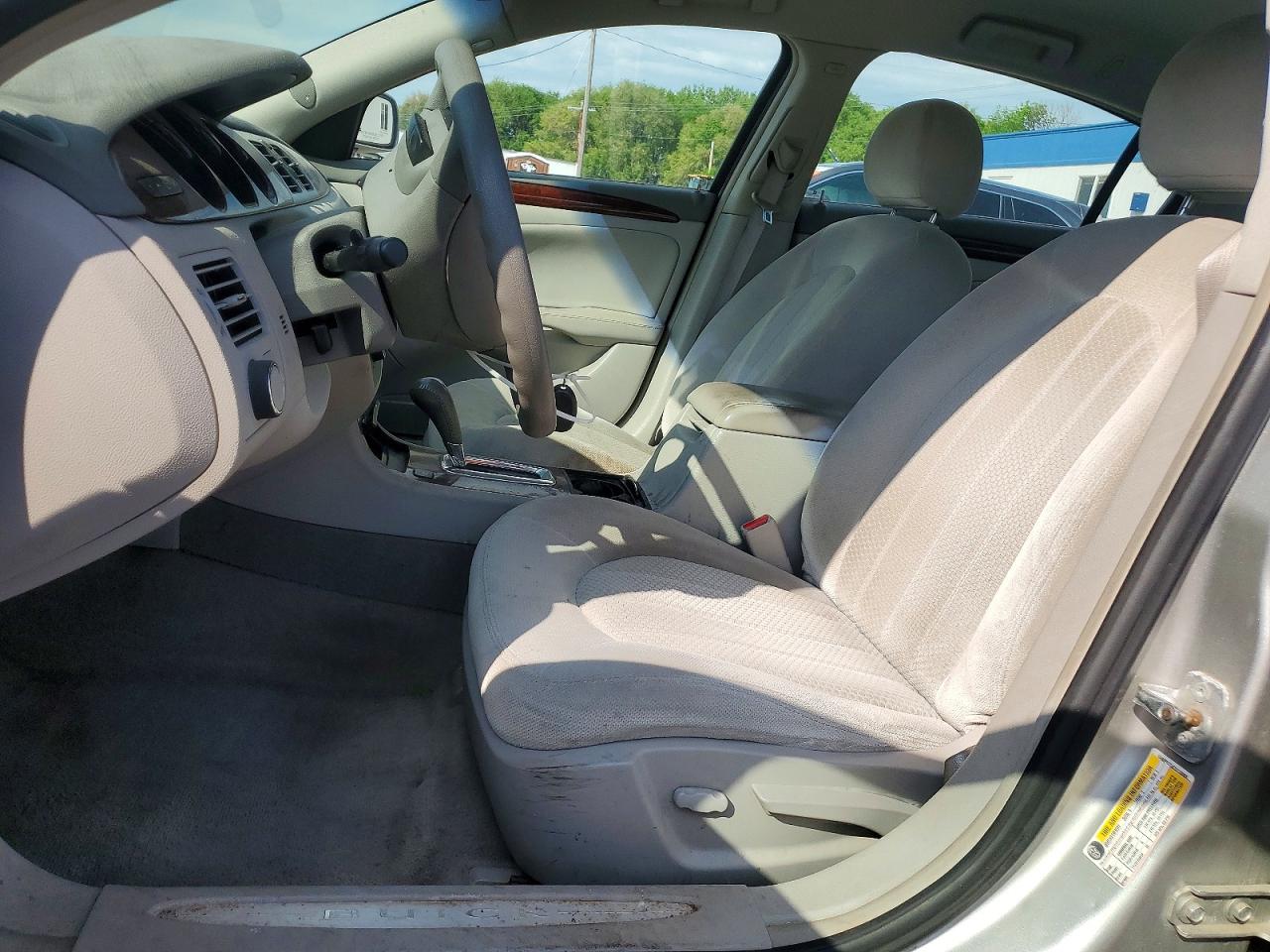 Buick Lucerne Cx