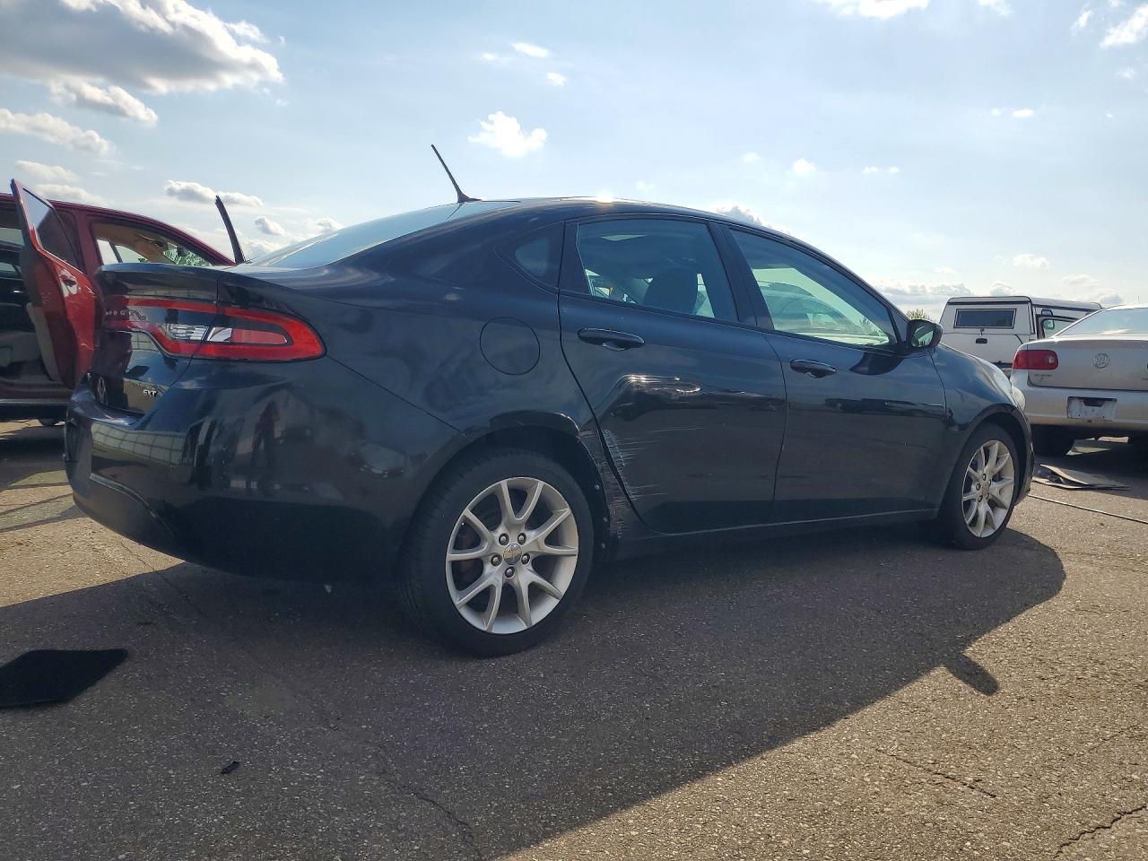 Dodge Dart Sxt
