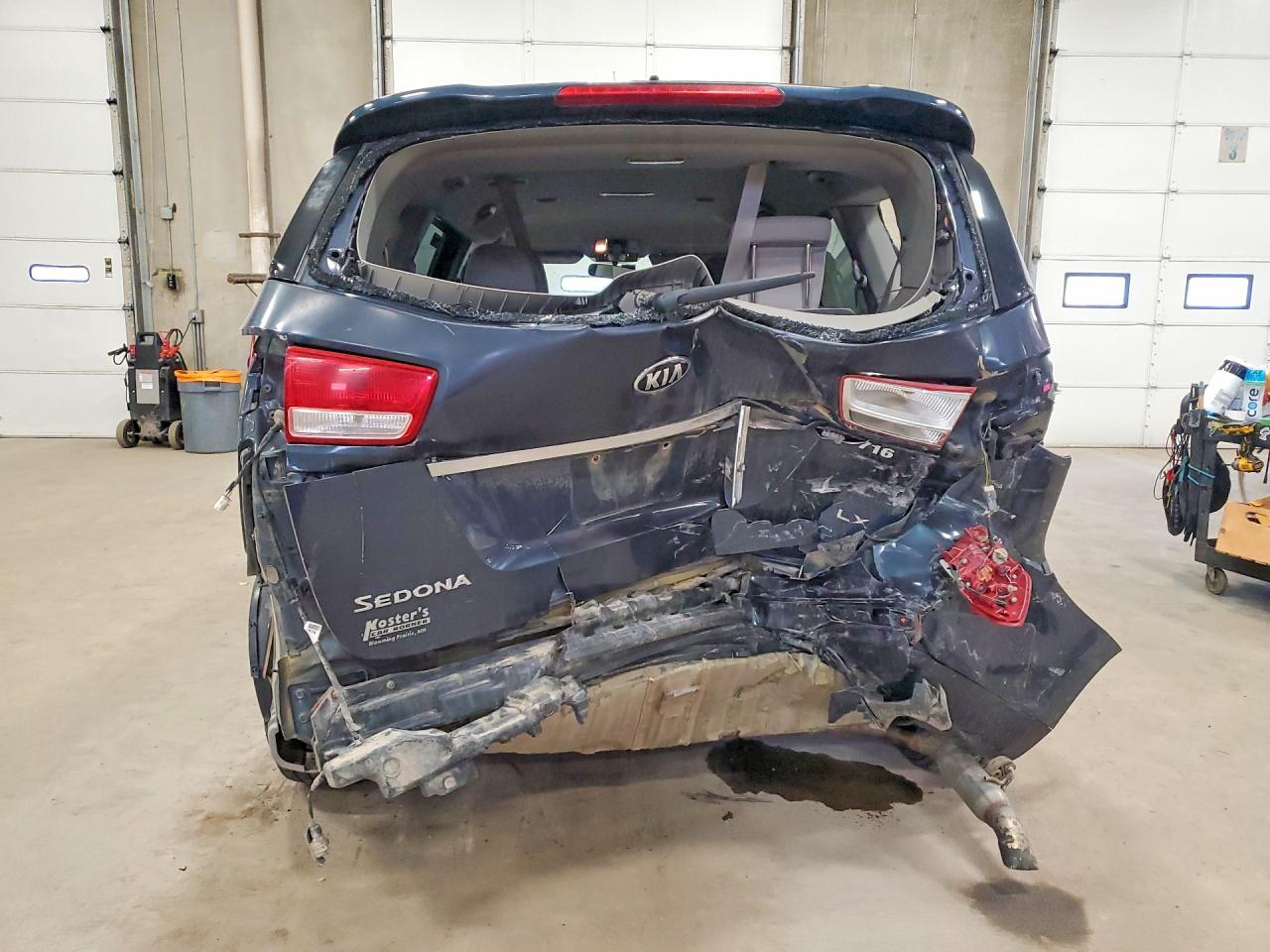 Kia Sedona Lx