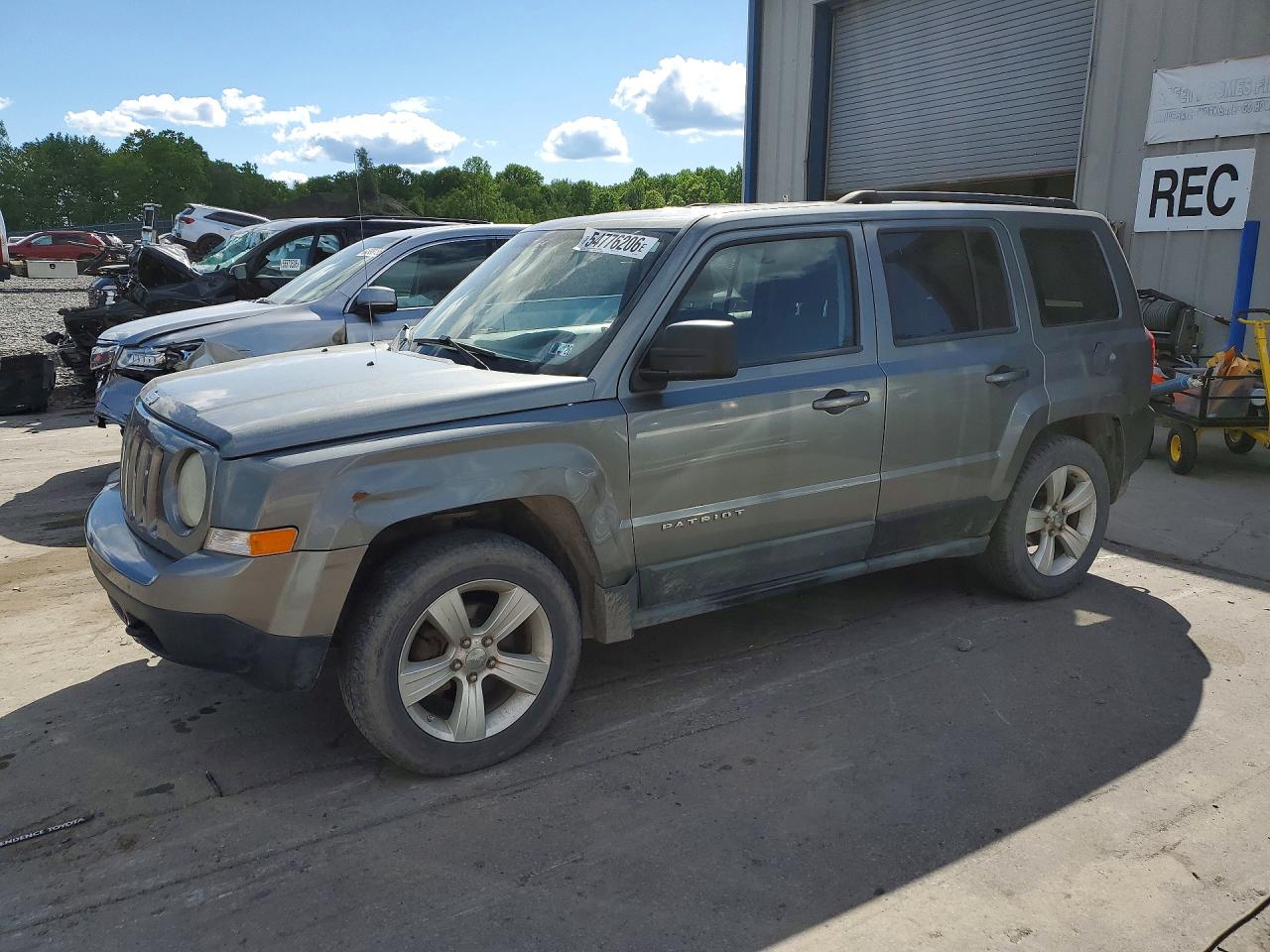 Salvage Jeep Patriot Image