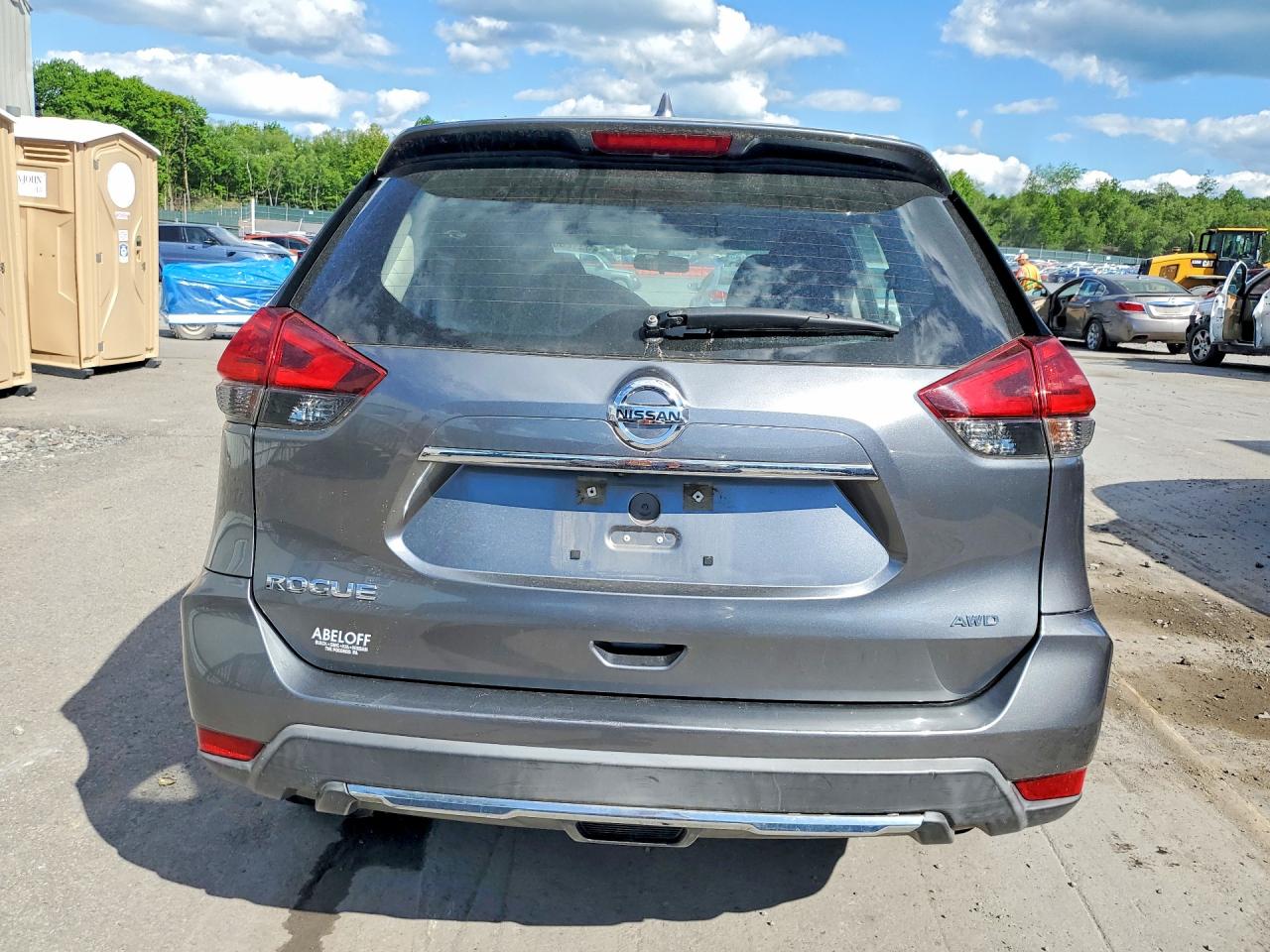 Nissan Rogue S