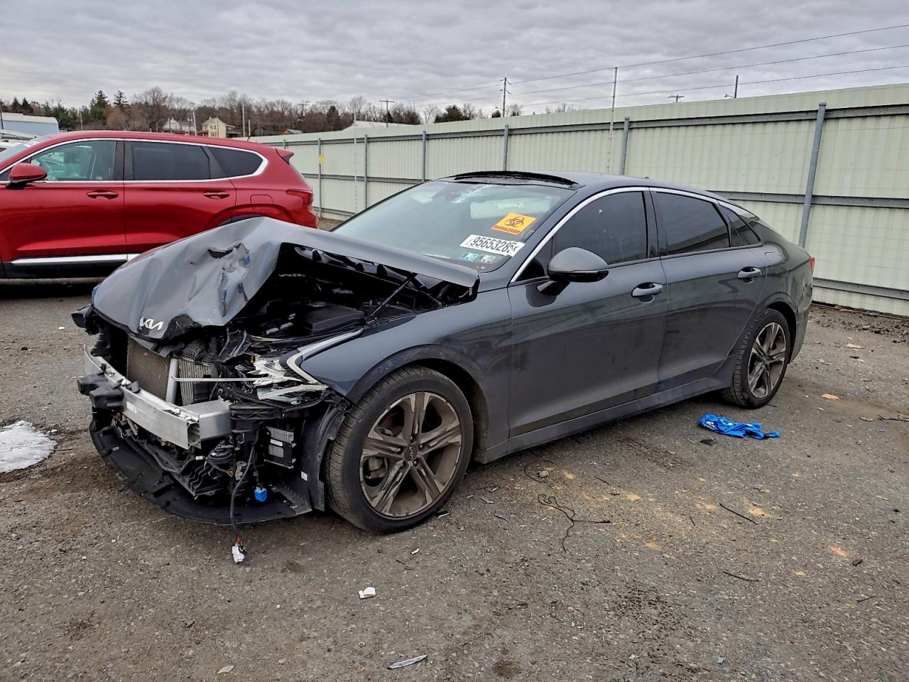 Salvage Kia K5 Image