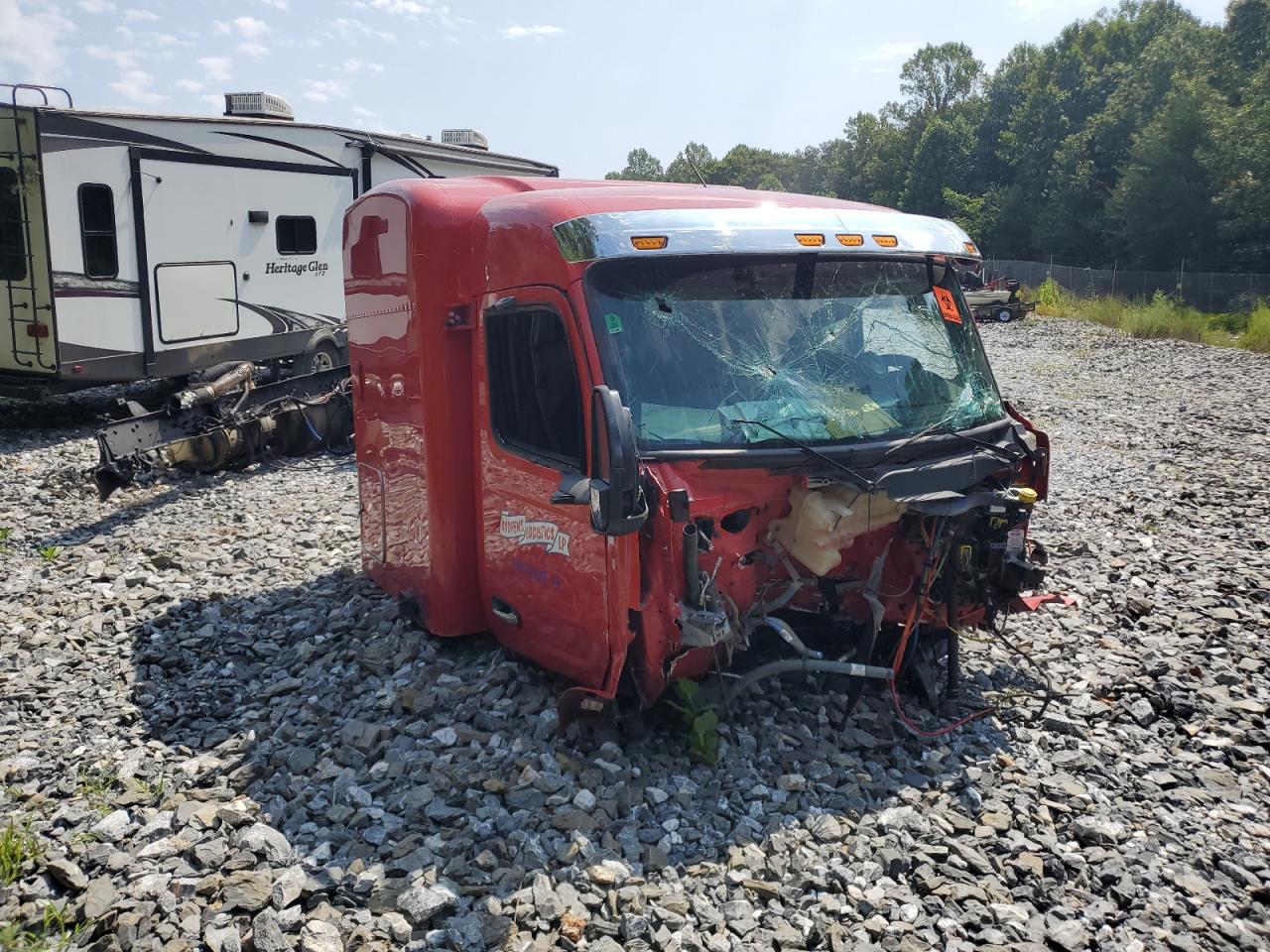 Salvage Peterbilt 579 Image
