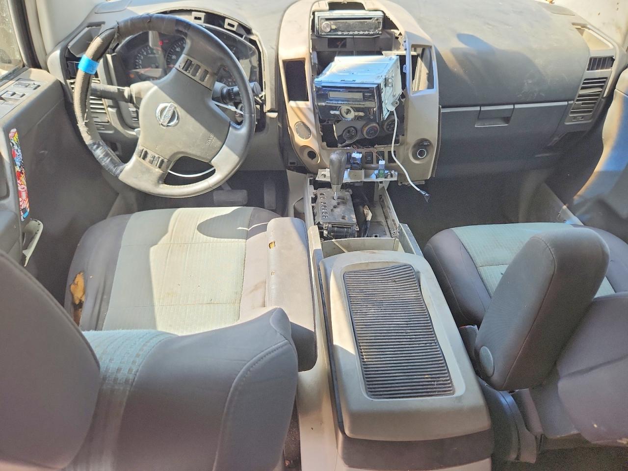 Nissan Titan Xe