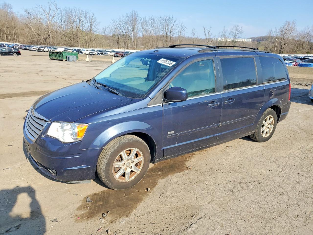Salvage Chrysler Minivan Image
