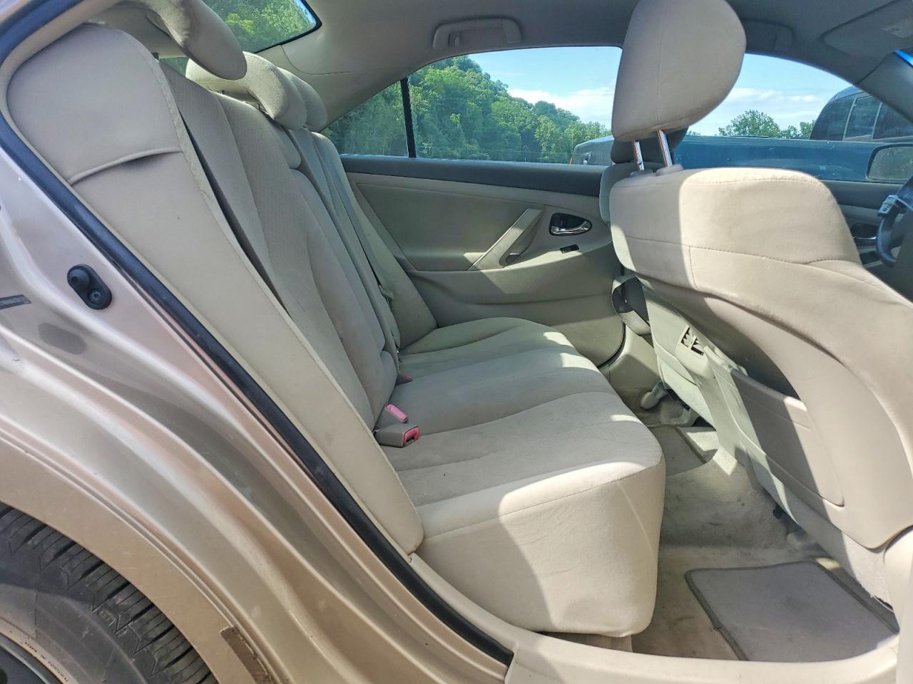 Toyota Camry Hybrid