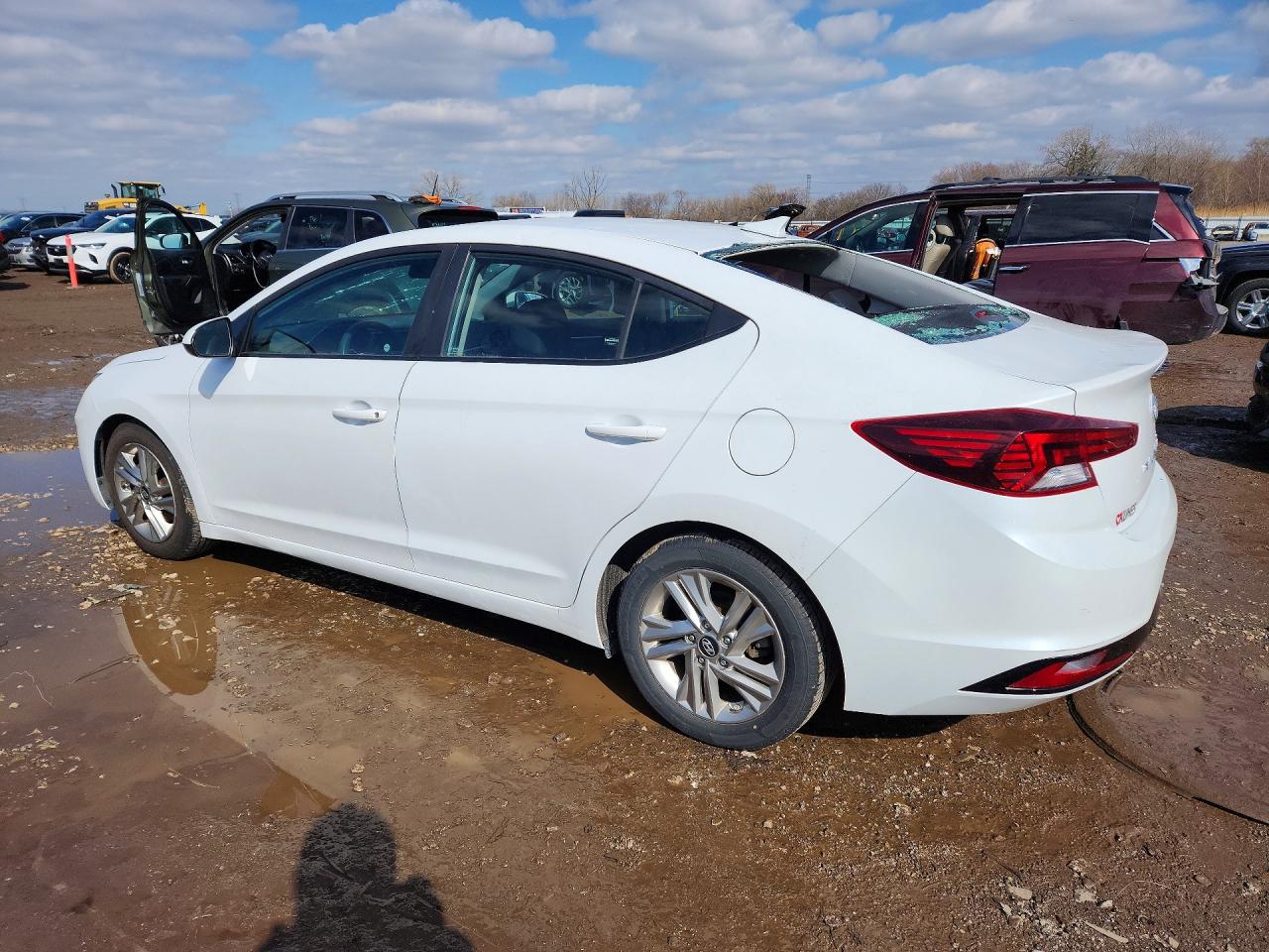 Hyundai ELANTRA Sel
