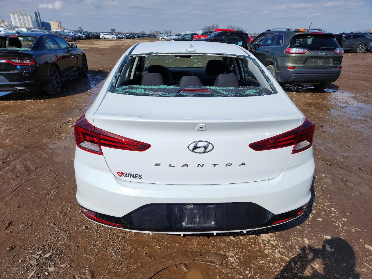 Hyundai ELANTRA Sel