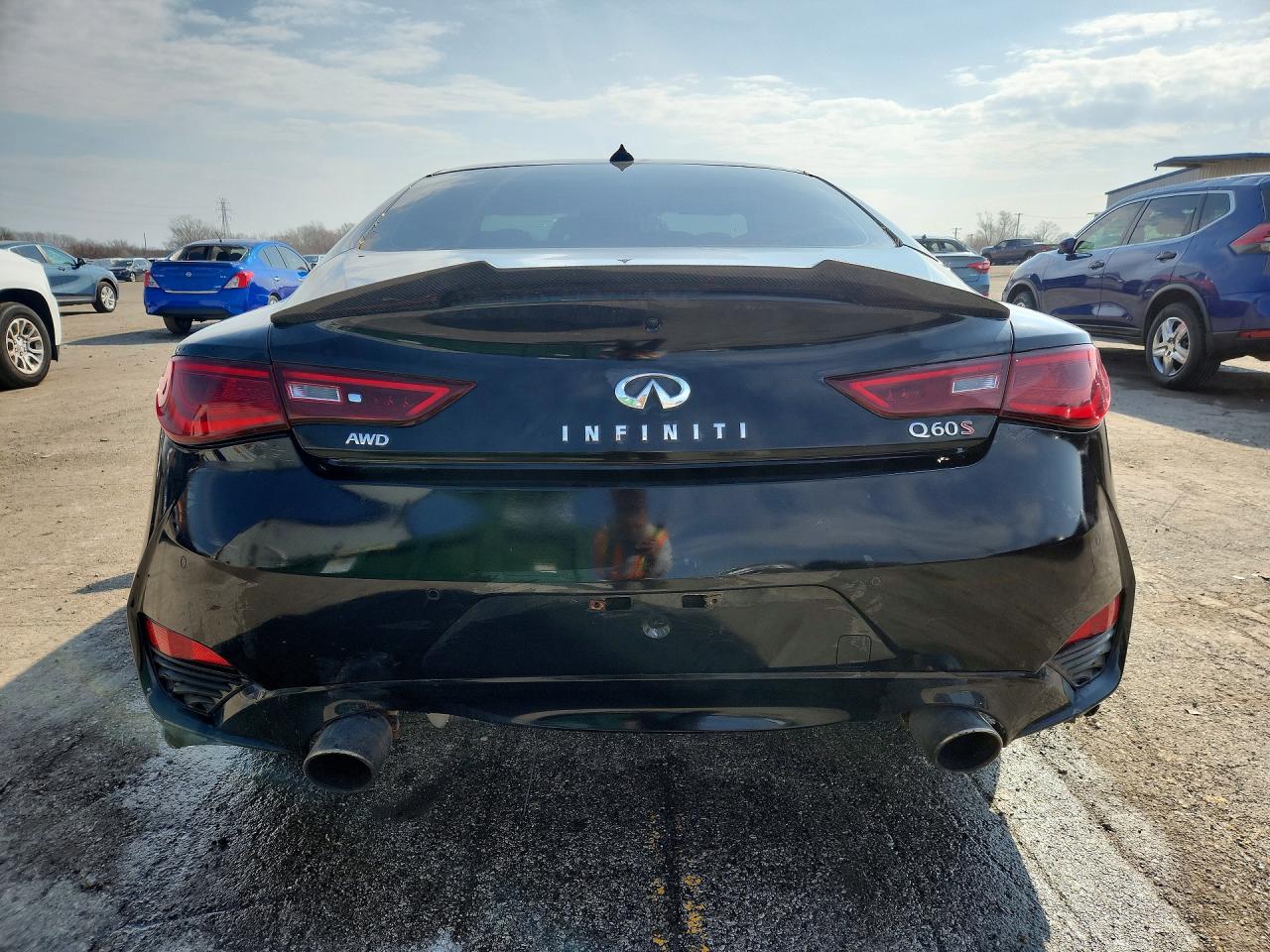 INFINITI Q60 Red Sport 400