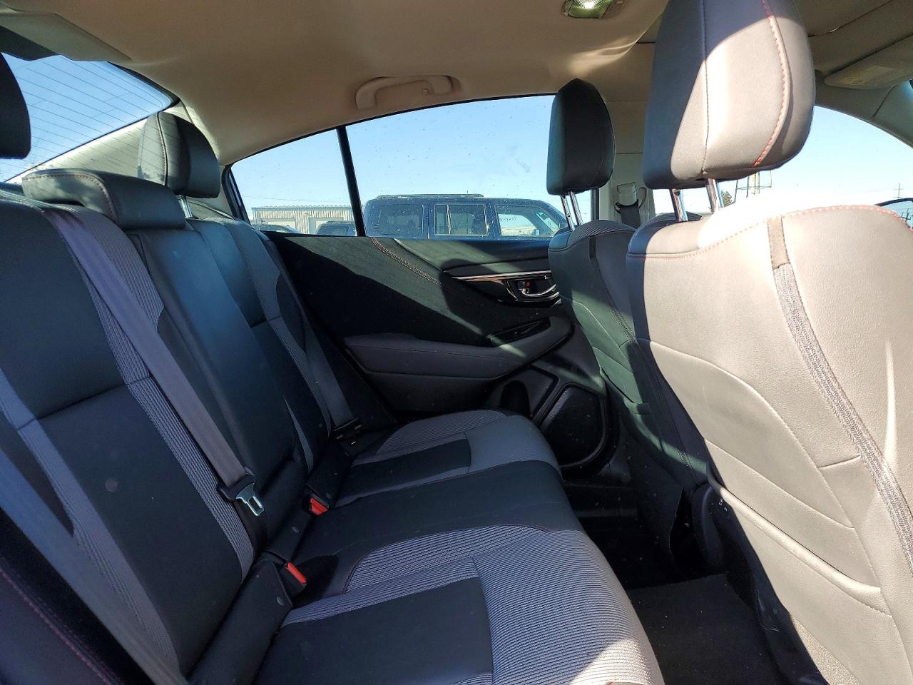 Subaru Legacy Sport