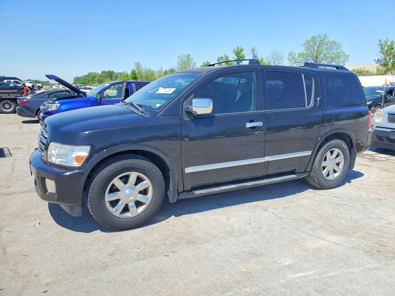 Salvage INFINITI Qx Image
