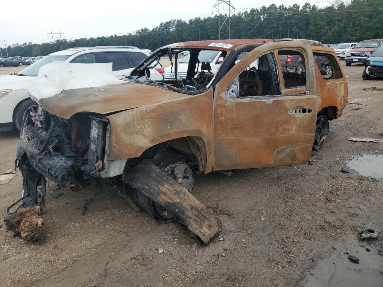 Salvage GMC Yukon Image
