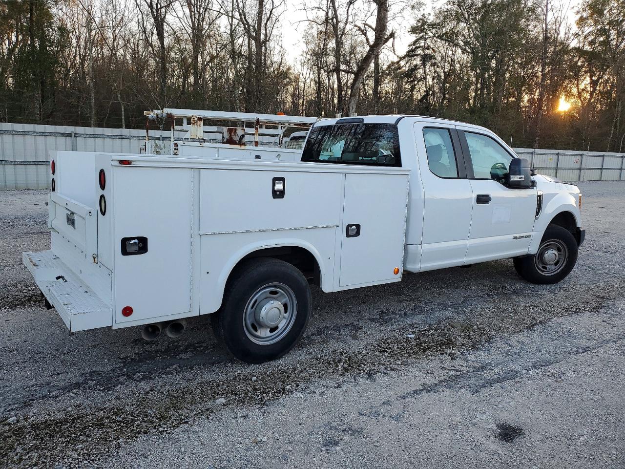Ford F-350 Super Duty