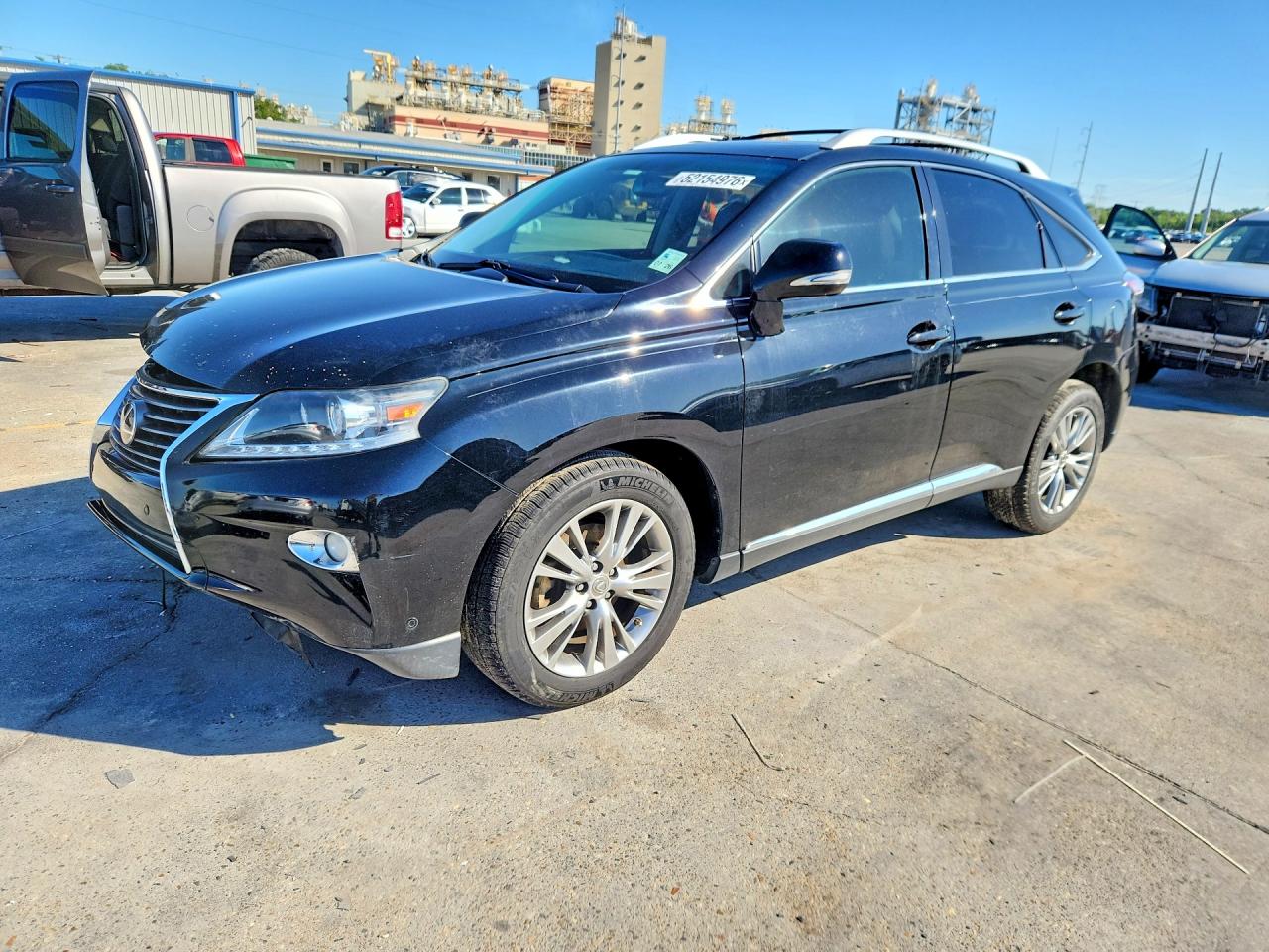 Salvage Lexus RX Image