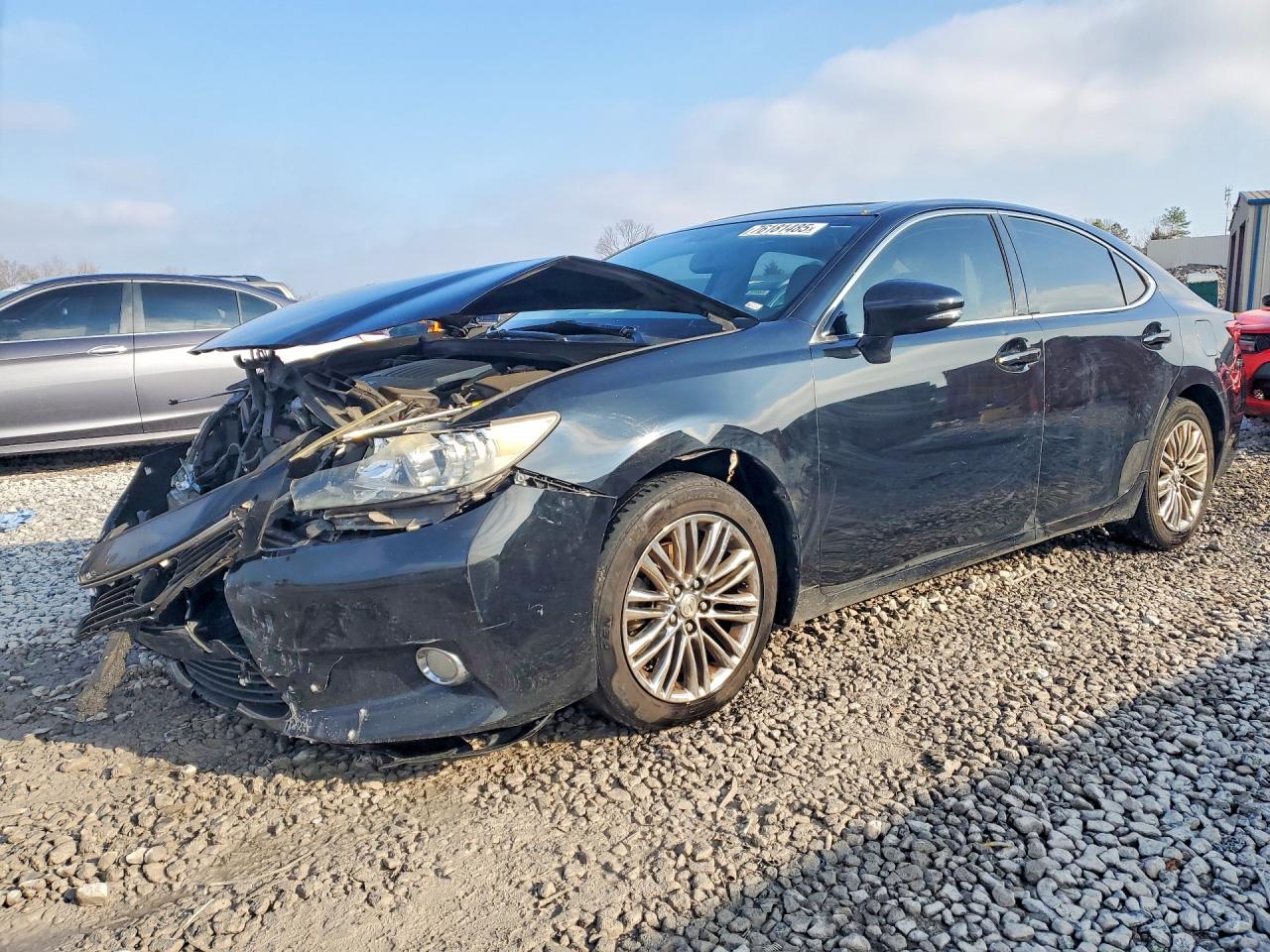 Salvage Lexus Es Image