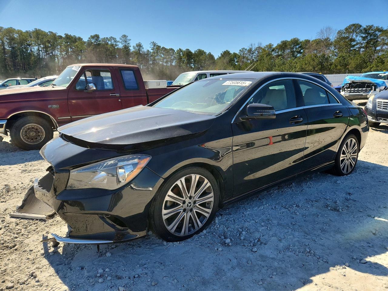 Salvage Mercedes-Benz Cla-class Image
