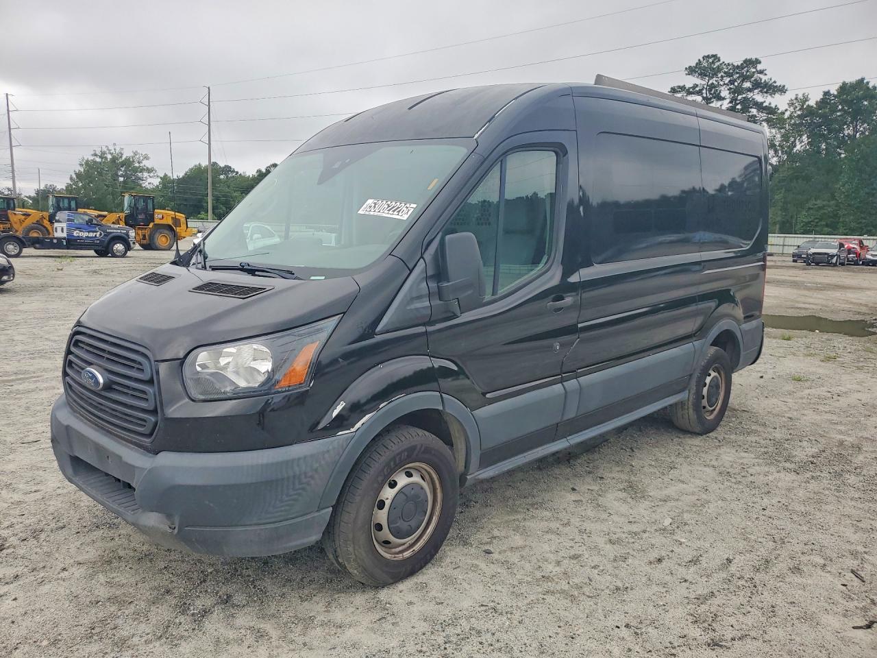 Salvage Ford Transit Image