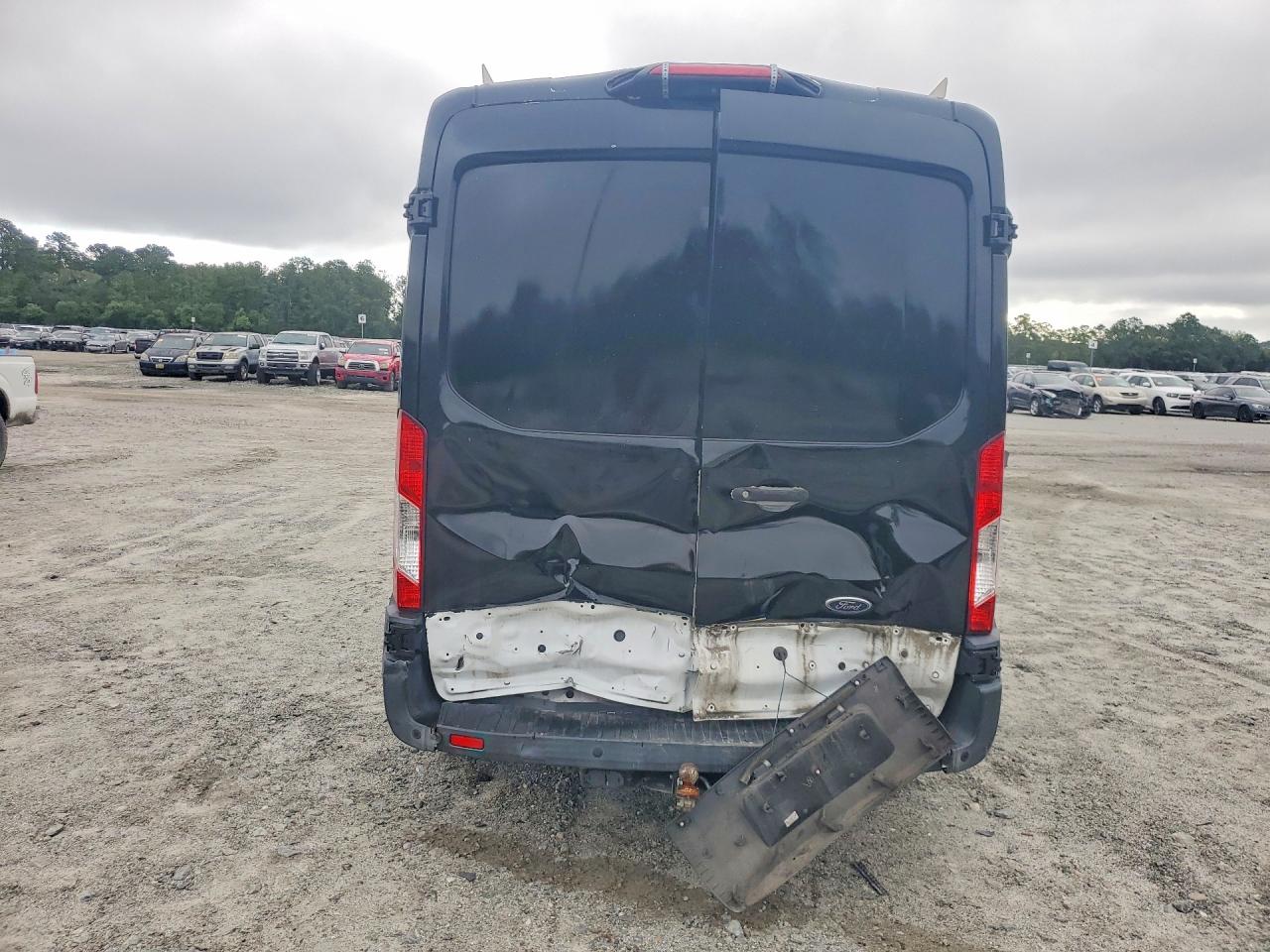 Ford Transit T-250