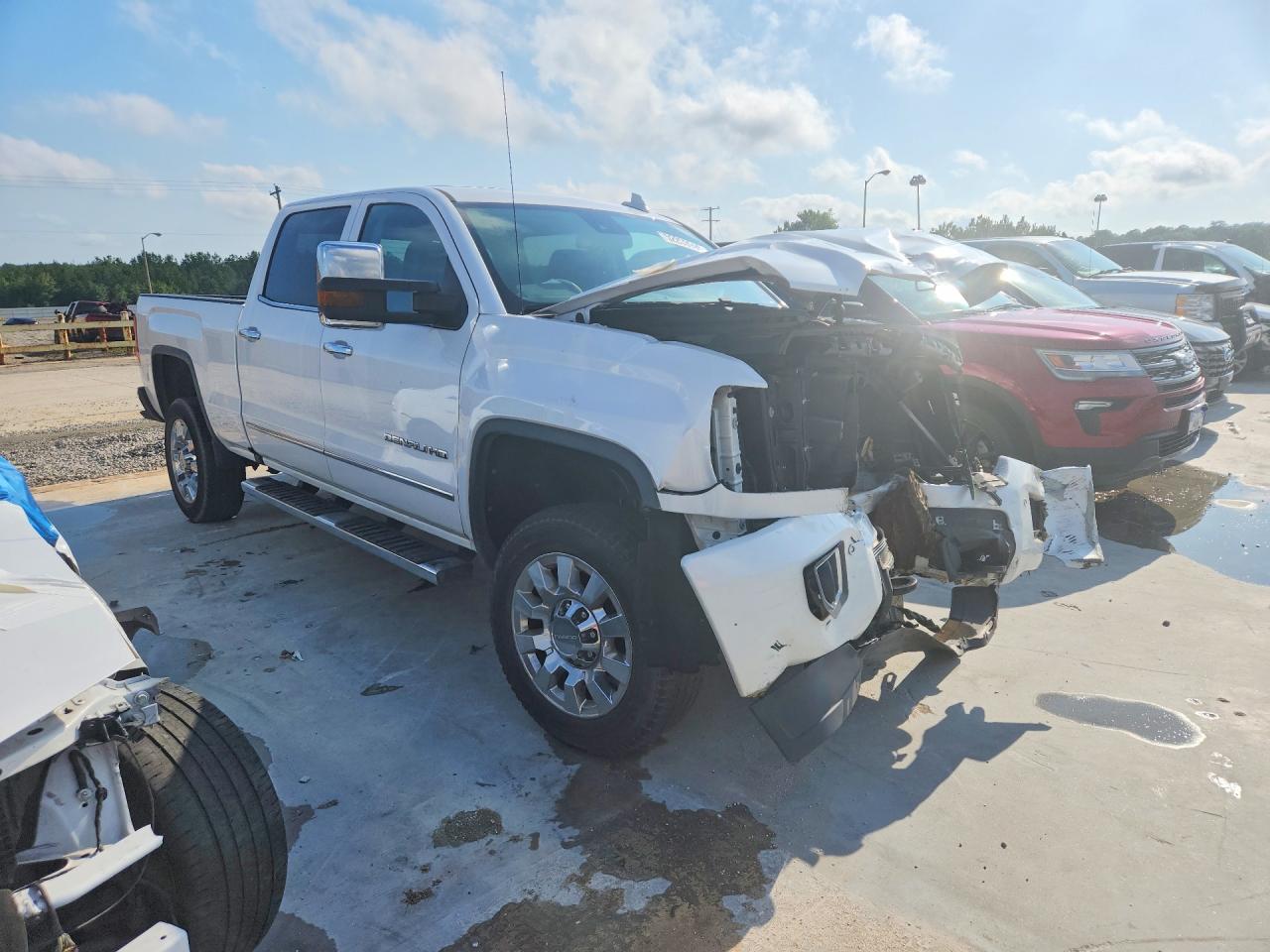 GMC Sierra K2500 Denali