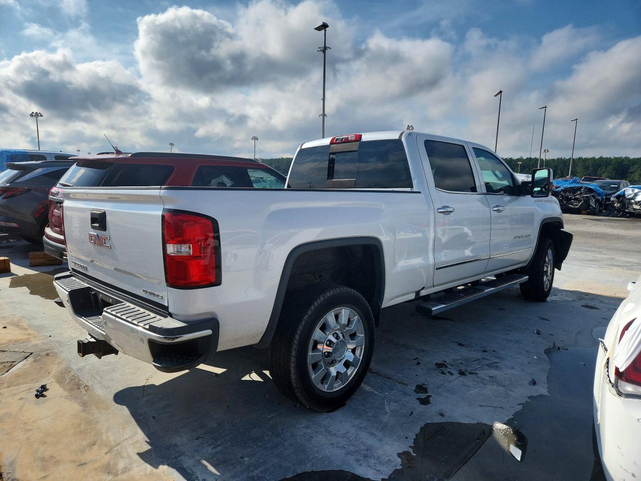 GMC Sierra K2500 Denali