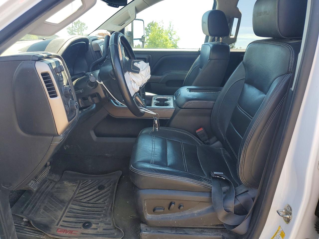 GMC Sierra K2500 Denali