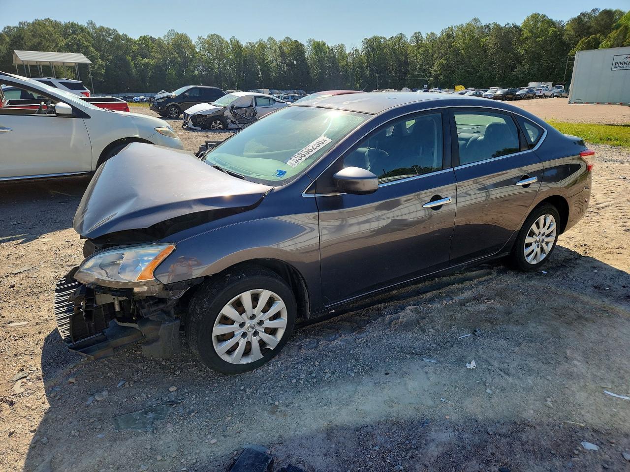 Salvage Nissan Sentra Image