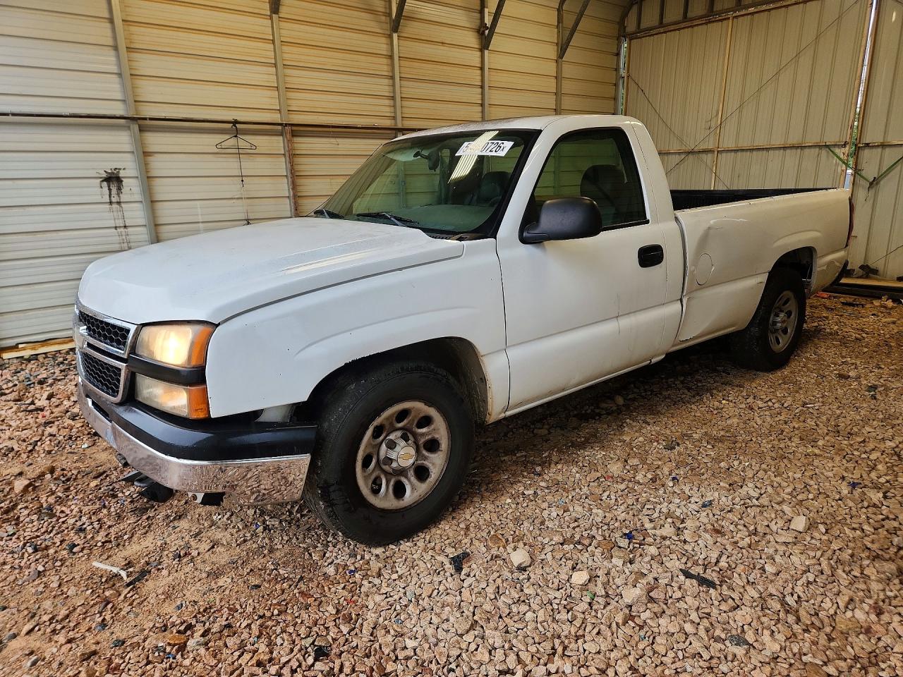 Salvage Chevrolet Silverado Image