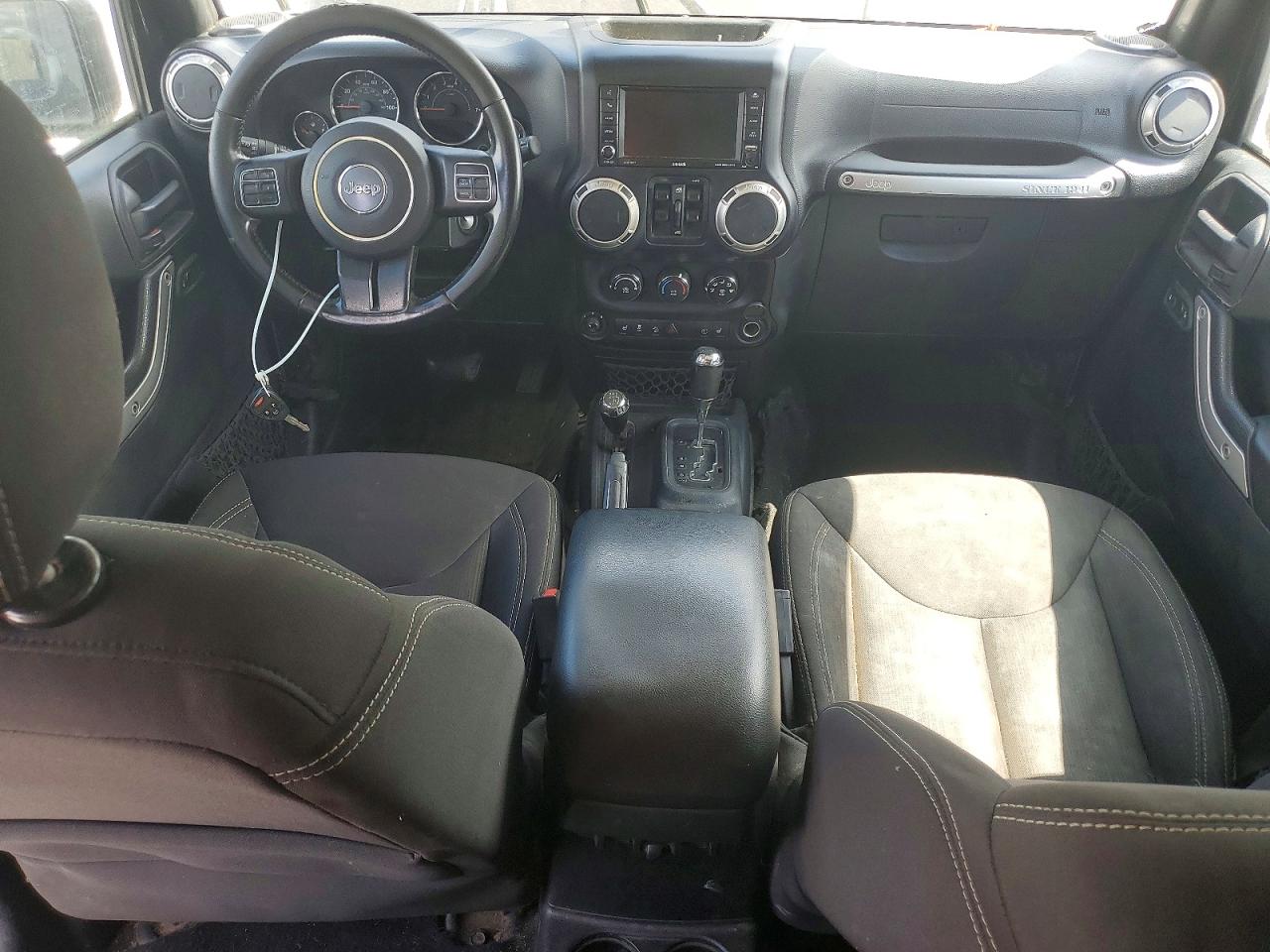 Jeep Wrangler Sahara