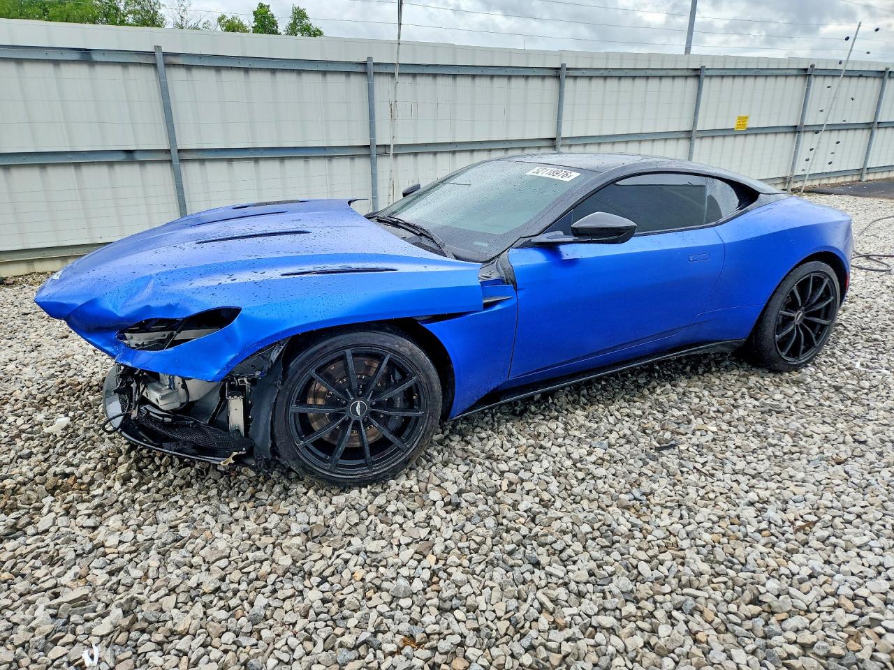 Salvage Aston Martin DB11 Image