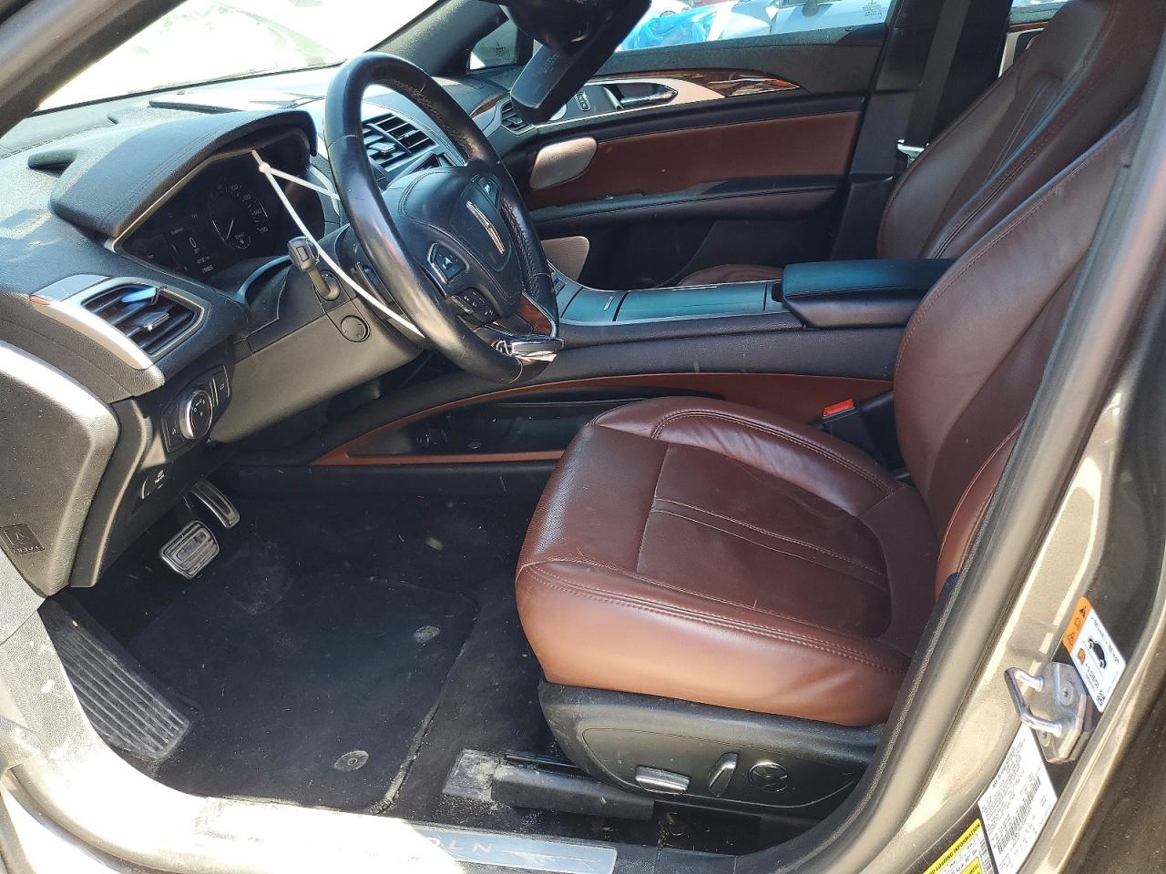 Lincoln MKZ Reserve