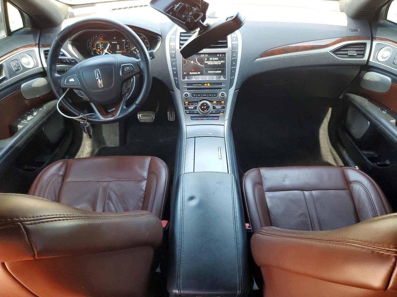 Lincoln MKZ Reserve