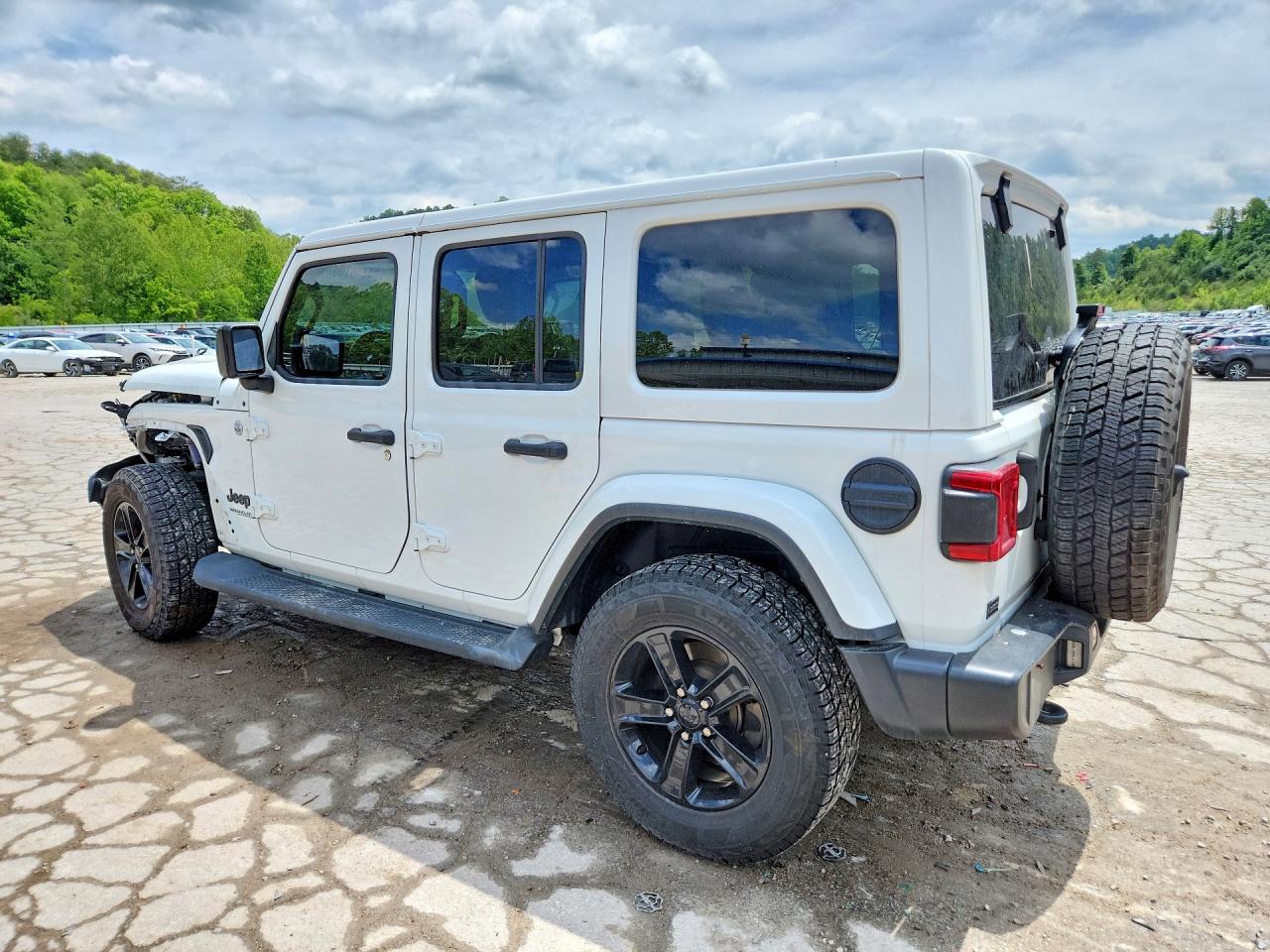 Jeep Wrangler Sahara