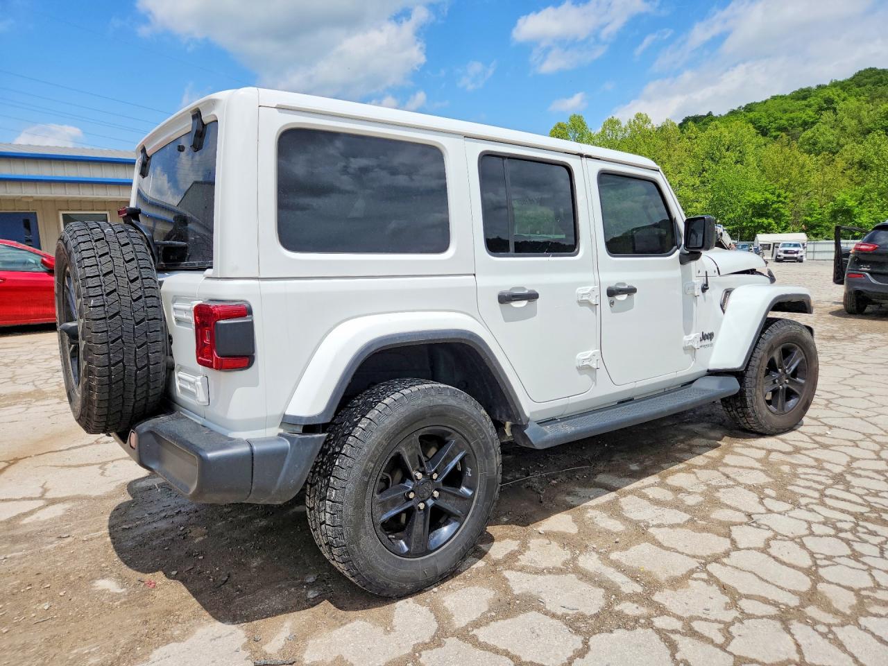Jeep Wrangler Sahara