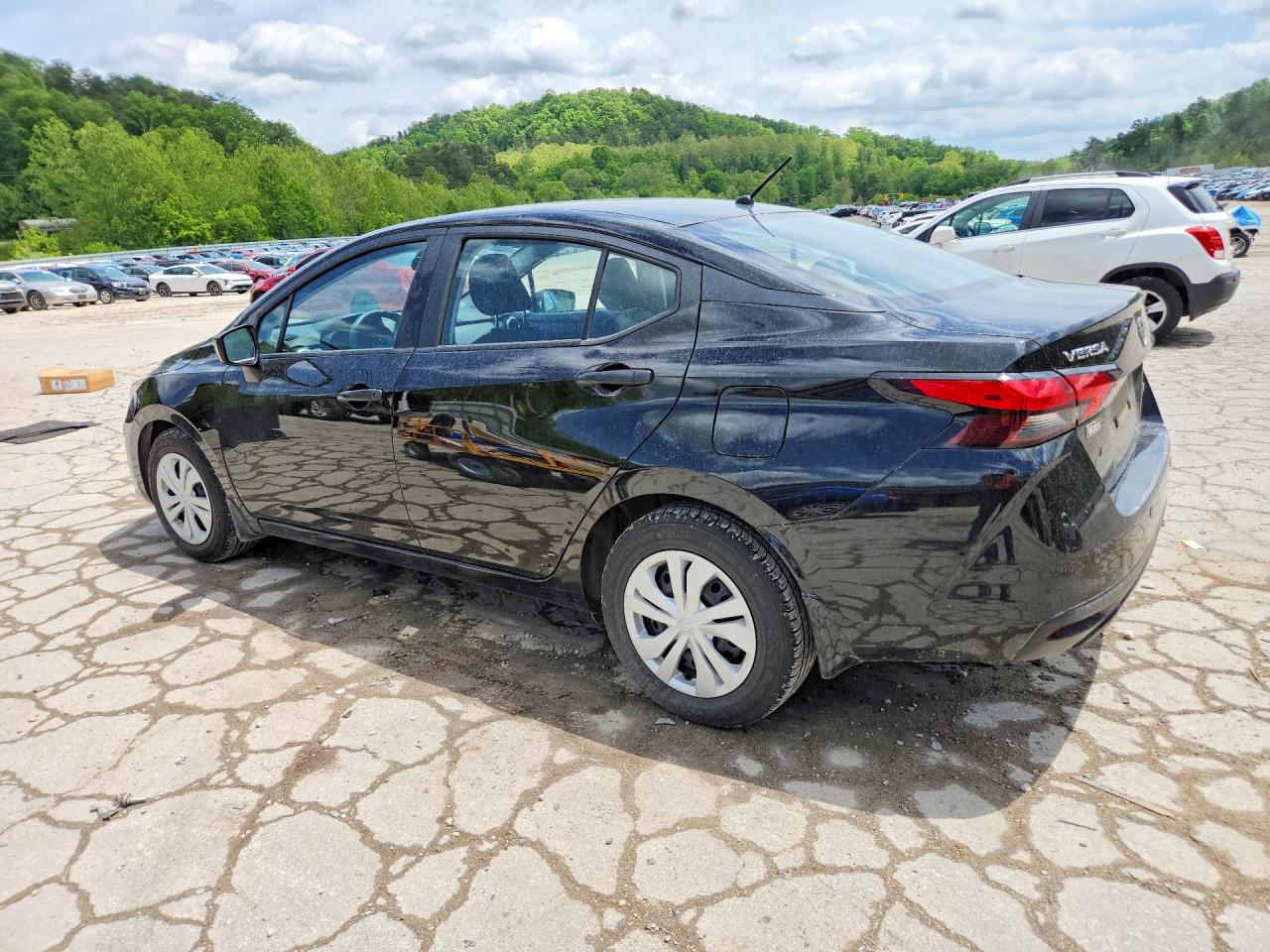 Nissan Versa S